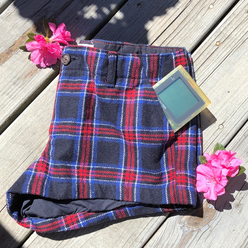 HOLLISTER: Hermosa Plaid Wool Short Shorts